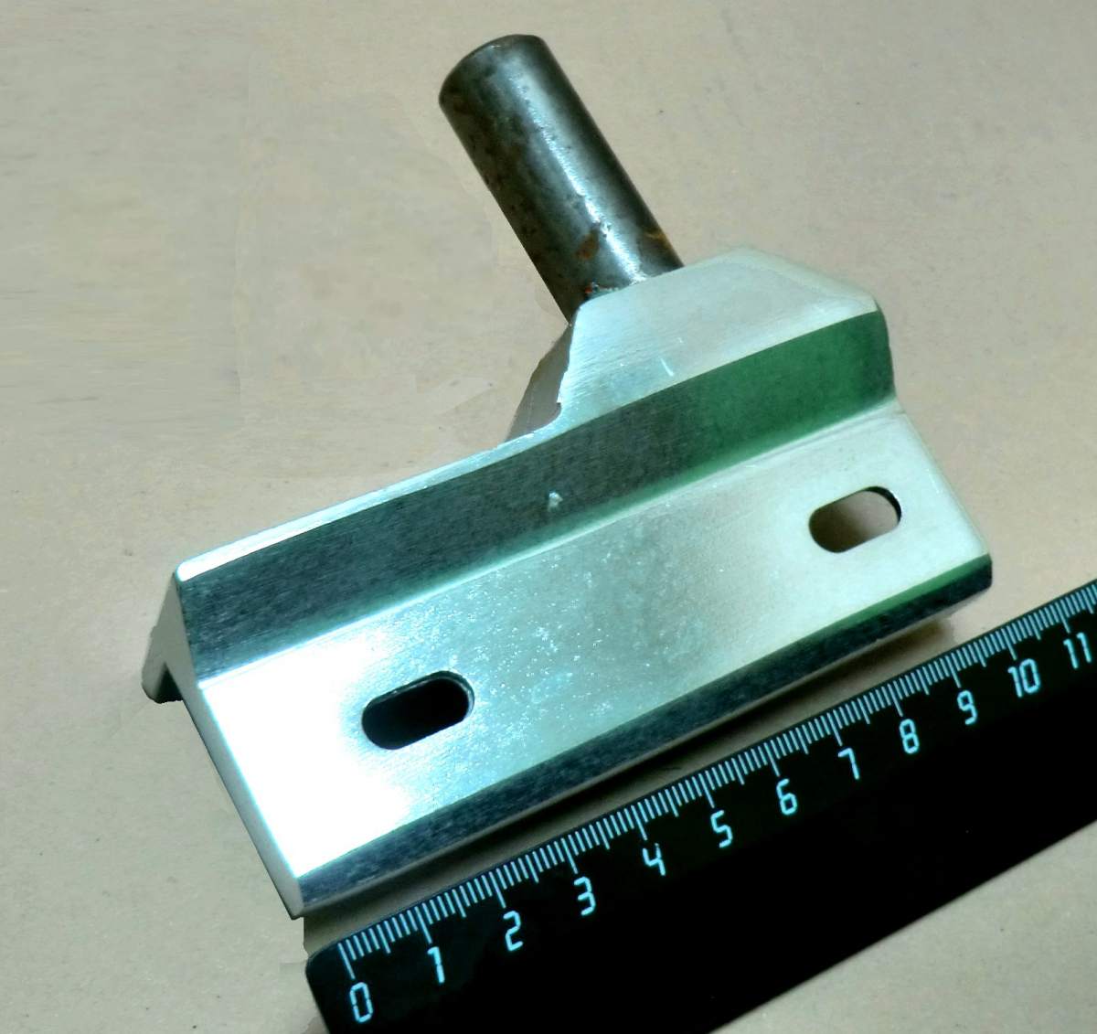 Суппорт экрана для FI 250TN CELME 42322